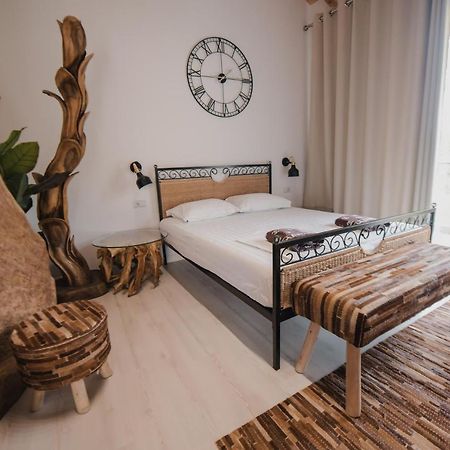 Vila Natali Himarë Exterior foto